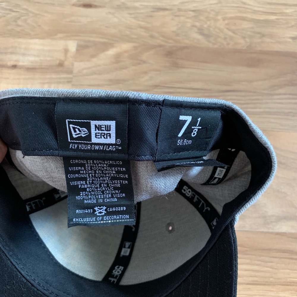 Baseball cap - Picture 3 of 4